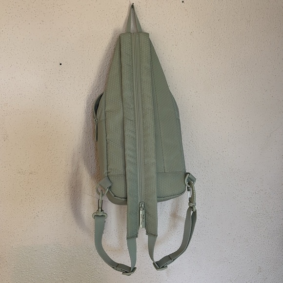 Reebok crossbody bag - Picture 4 of 5